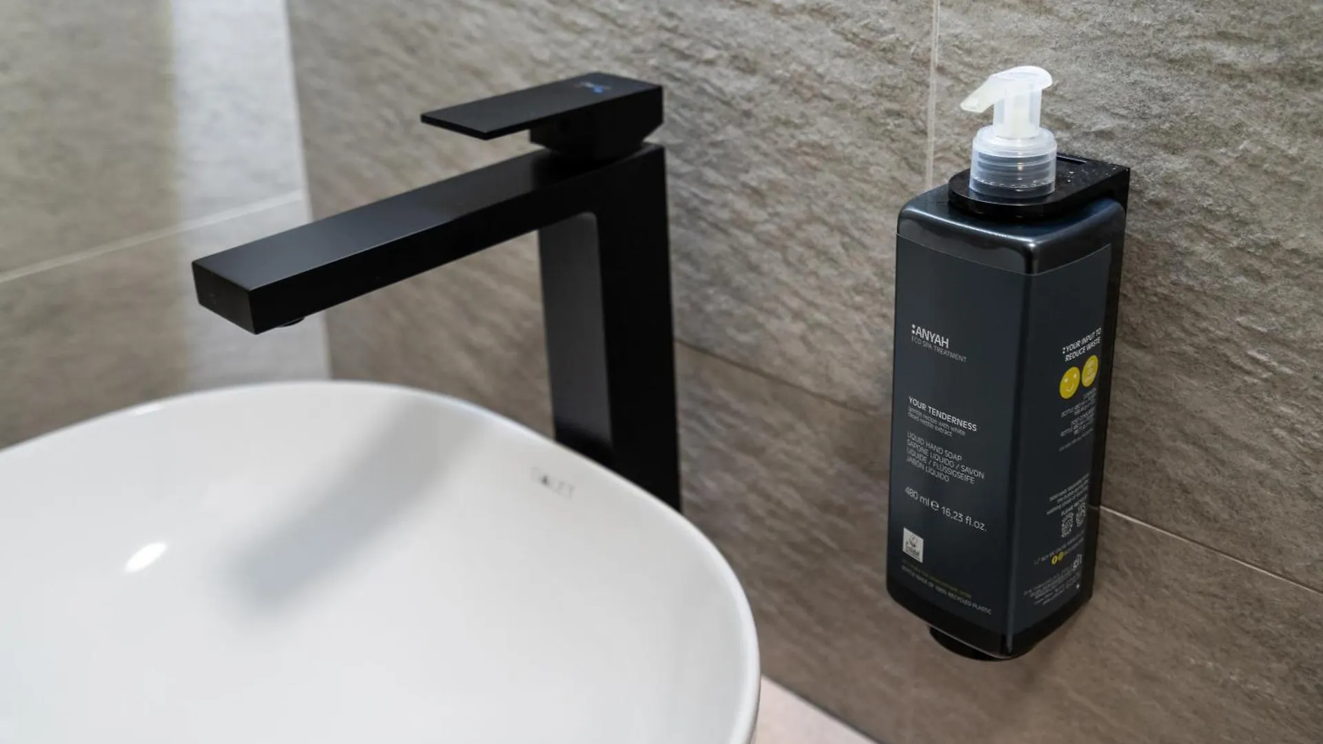 The Evergreen Apartment 1Br - Romexpo, Piata Presei 부쿠레슈티 0*,  루마니아