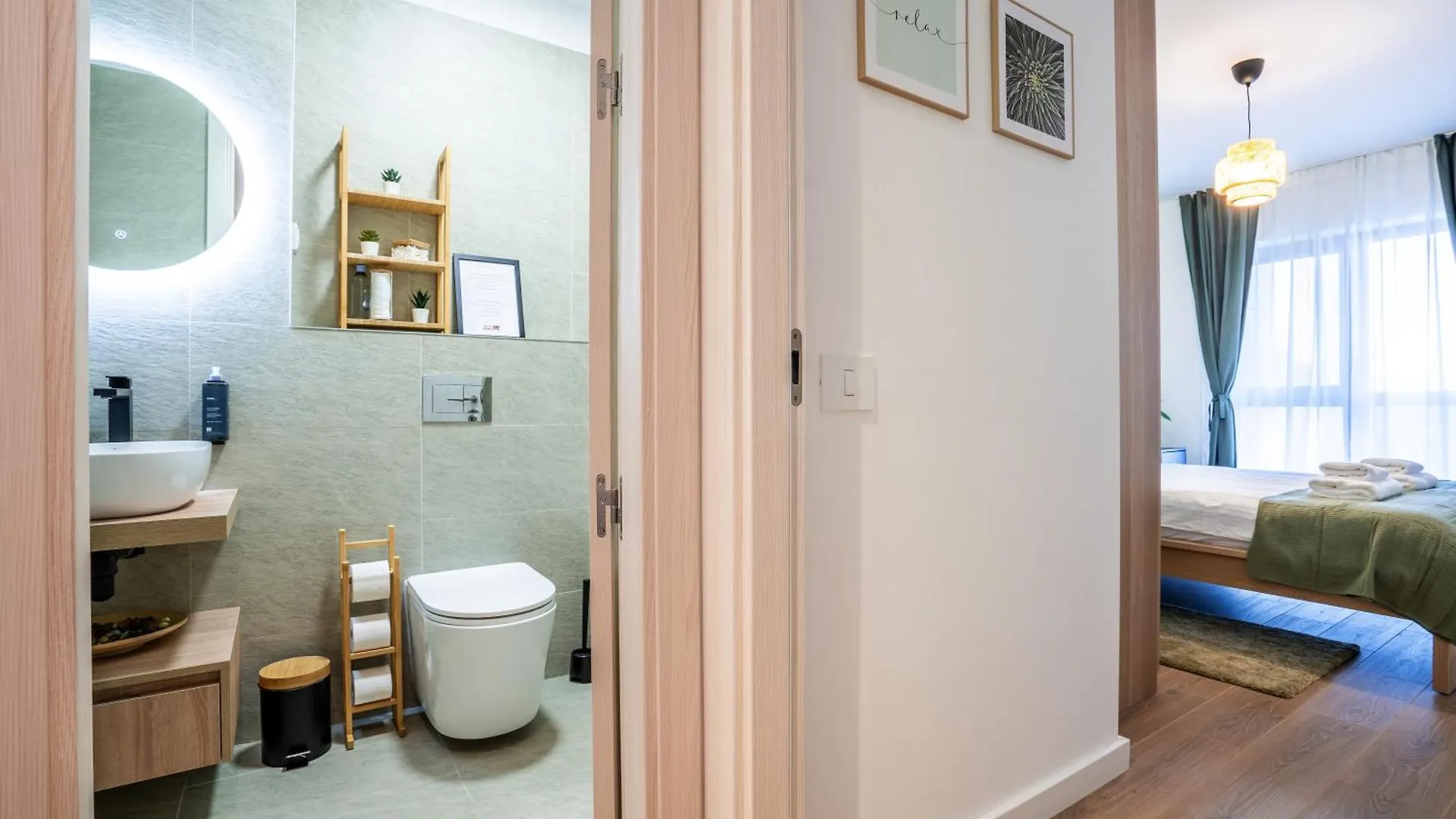The Evergreen Apartment 1Br - Romexpo, Piata Presei 부쿠레슈티 0*,